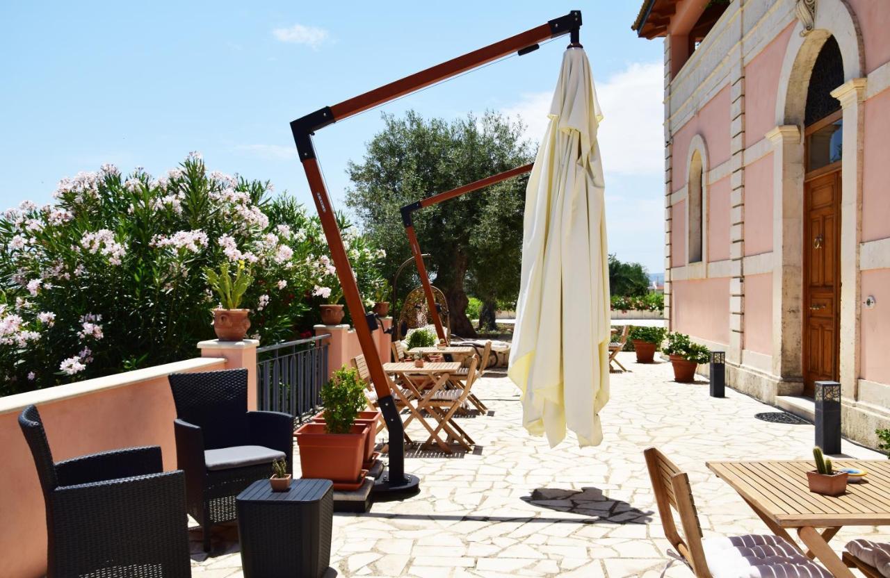 Antico Casale Benali Bed and Breakfast Syracuse Buitenkant foto